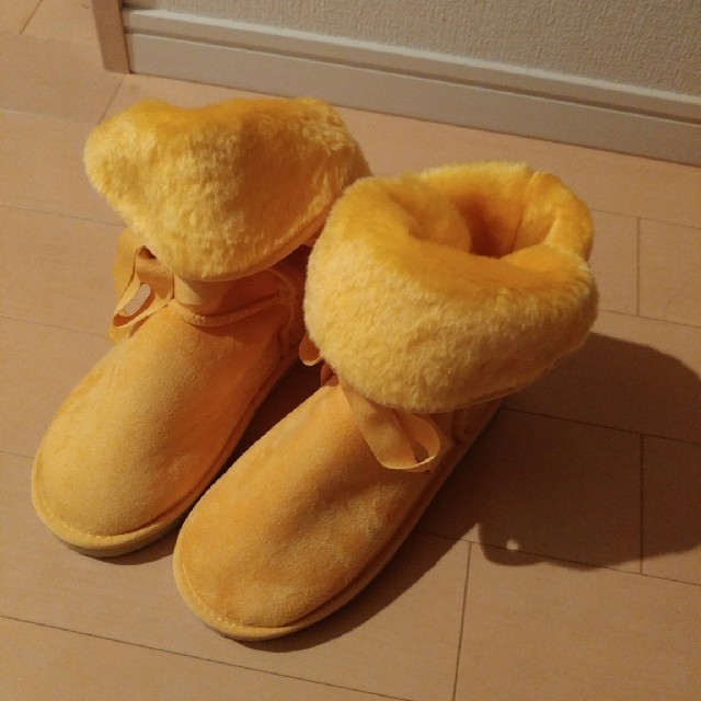 L♡R様専用 ムートンブーツイエロー レディースの靴/シューズ(ブーツ)の商品写真