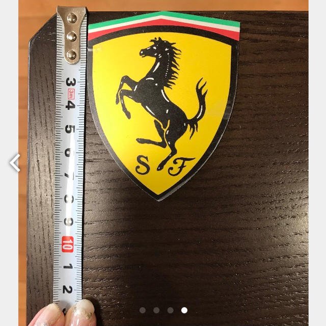 Ferrari(フェラーリ)のフェラーリエンブレム 自動車/バイクの自動車(車外アクセサリ)の商品写真