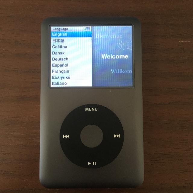 Apple(アップル)のiPod classic 120GB スマホ/家電/カメラのオーディオ機器(ポータブルプレーヤー)の商品写真