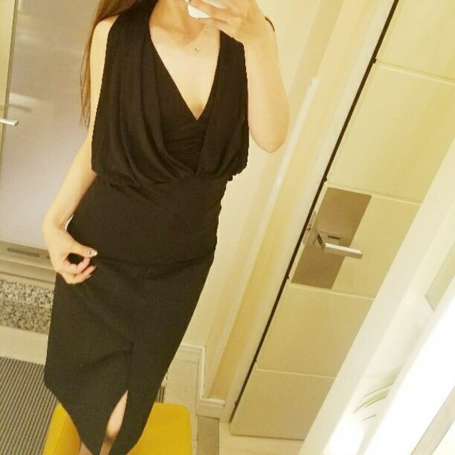 【美品】bcbg maxazria → セクシーなトップス♡