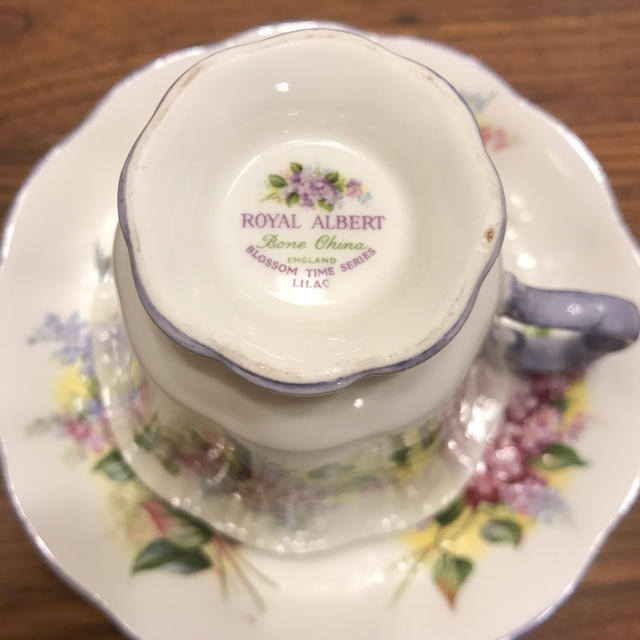 ROYAL ALBERT(ロイヤルアルバート)のロイヤルアルバート カップ&ソーサー インテリア/住まい/日用品のキッチン/食器(食器)の商品写真