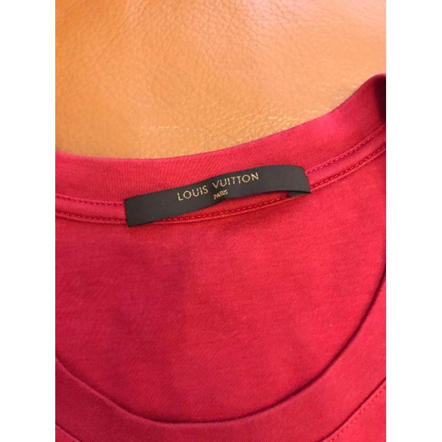 LOUIS VUITTON(ルイヴィトン)のルイヴィトン赤Tシャツ メンズのトップス(Tシャツ/カットソー(半袖/袖なし))の商品写真