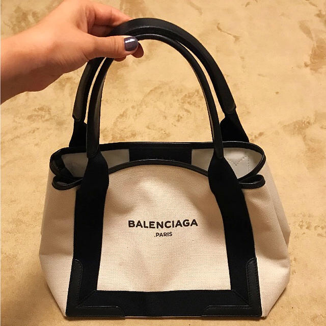 BALENCIAGA BAG(バレンシアガバッグ)のsaayon様お取り置き キャンバスネイビートート sサイズ レディースのバッグ(トートバッグ)の商品写真