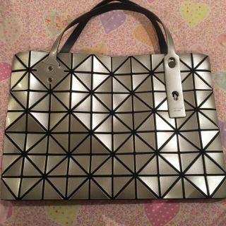 イッセイミヤケ(ISSEY MIYAKE)のBAOBAO トートバッグ マチあり(トートバッグ)