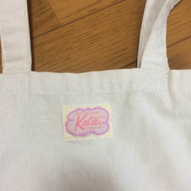 Katie(ケイティー)のkatie フリルトート レディースのバッグ(ショルダーバッグ)の商品写真