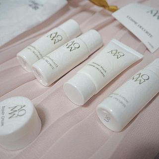 コスメデコルテ(COSME DECORTE)の【お値下げ】新品✨AOMW トライアルセット(サンプル/トライアルキット)