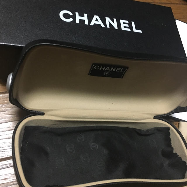 CHANEL(シャネル)のCHANEL レディースのファッション小物(サングラス/メガネ)の商品写真