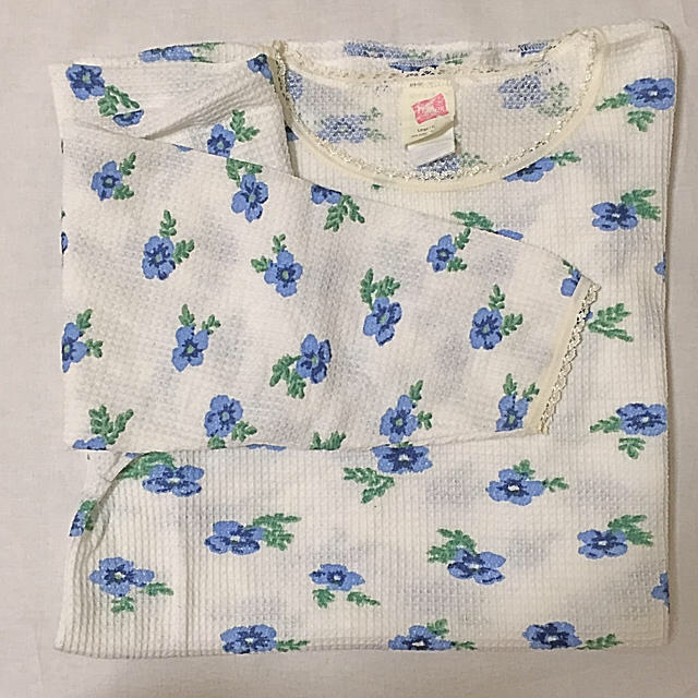 Hanes(ヘインズ)の❤︎Hanes 花柄サーマル(vintage)❤︎ レディースのトップス(カットソー(長袖/七分))の商品写真