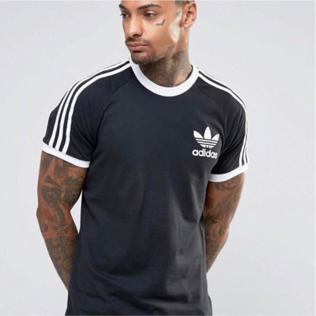 adidas(アディダス)のM ブラック 新品 アディダス カリフォルニアTシャツ 黒色 ユニセックス レディースのトップス(Tシャツ(半袖/袖なし))の商品写真