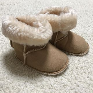 エイチアンドエム(H&M)の新品 ショートブーツ baby 11cm ムートンブーツ(ブーツ)