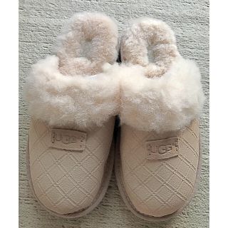 アグ(UGG)のUGG アグ 新品 定番 スリッポン ベージュ (スリッポン/モカシン)