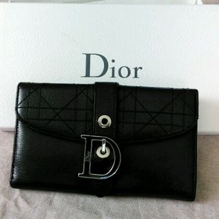 Dior(財布)のフリマアイテム一覧 Dior(財布)のフリマアイテム一覧