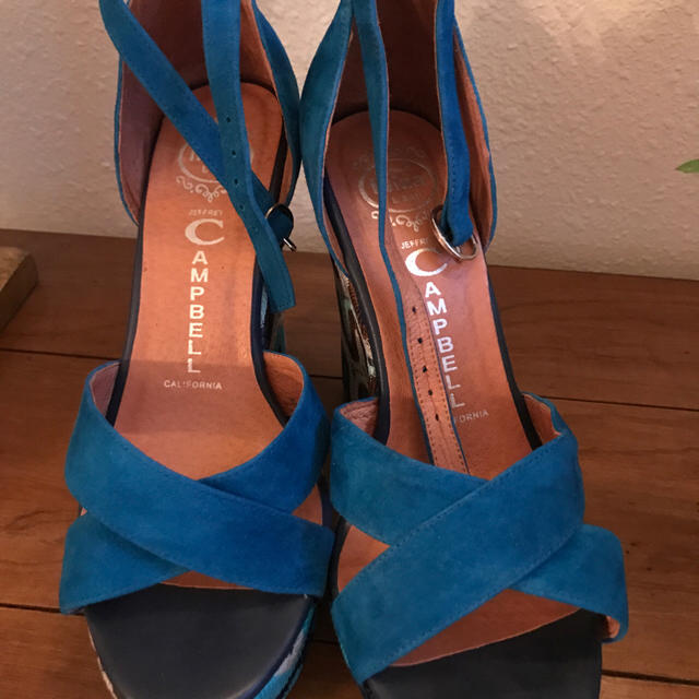 JEFFREY CAMPBELL(ジェフリーキャンベル)の美品 JEFFREY CAMPBBLL ハンドメイド サンダル レディースの靴/シューズ(サンダル)の商品写真