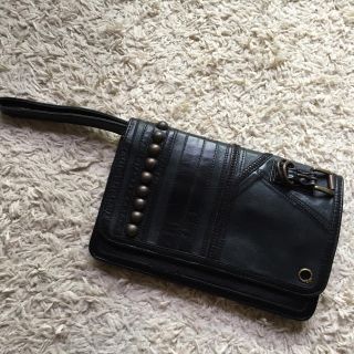LGB - ケムリレザースタッズセカンドバックの通販 by 売り切り目標