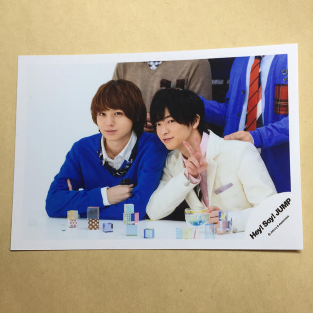 Hey! Say! JUMP(ヘイセイジャンプ)のHey!Say!JUMP 知念侑李 伊野尾慧 公式ブロマイド エンタメ/ホビーのタレントグッズ(アイドルグッズ)の商品写真