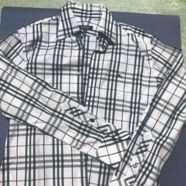 BURBERRY(バーバリー)のBurberry シャツ レディースのトップス(シャツ/ブラウス(長袖/七分))の商品写真