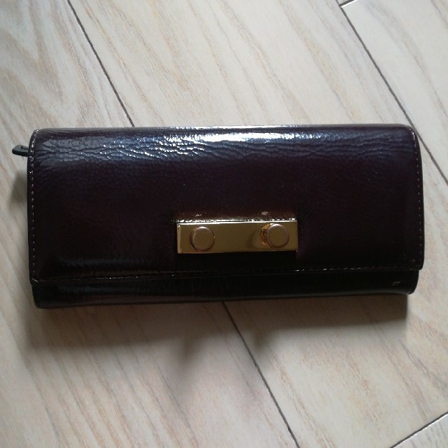 Marni(マルニ)のMARNI エナメル長財布 レディースのファッション小物(財布)の商品写真