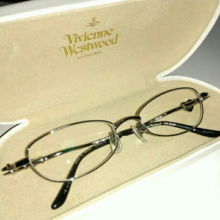 ヴィヴィアンウエストウッド(Vivienne Westwood)のヴィヴィアンウエストウッド眼鏡(サングラス/メガネ)