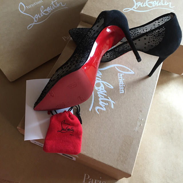 Christian Louboutin 36.5 100