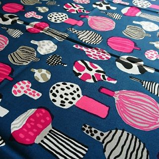 マリメッコ(marimekko)のマリメッコ  廃盤 クークナ  ファブリック(ファブリック)