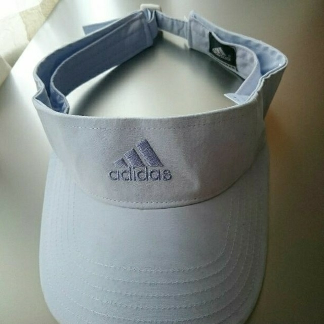 adidas(アディダス)の専用！！サンバイザー アディダス adidas ライトブルー レディースの帽子(キャップ)の商品写真