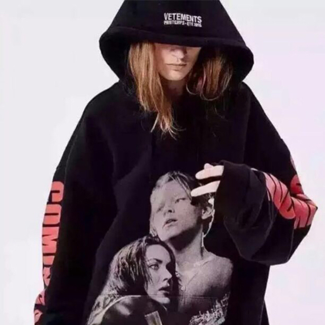 vetements タイタニック　パーカー