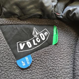 volcom - VOLCOM キッズ スノーボードウェア 上下セットの通販 by