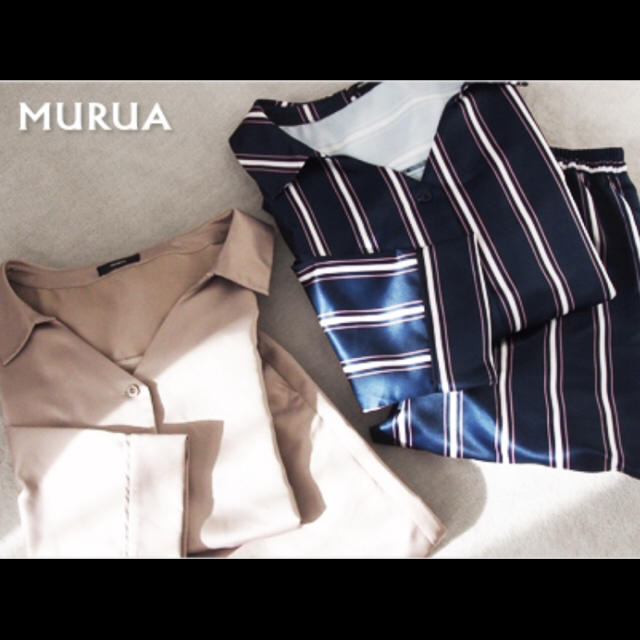 MURUA(ムルーア)のMURUA サテンルームウエア レディースのルームウェア/パジャマ(ルームウェア)の商品写真