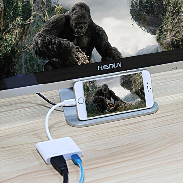 Apple(アップル)の即売Lightning Digital AVアダプタ★iPhone・iPad対応 スマホ/家電/カメラのテレビ/映像機器(映像用ケーブル)の商品写真