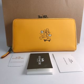 コーチ(COACH)の訳あり★ COACH×Disney ミッキーイエロー　長財布　新品(財布)