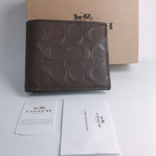 コーチ(COACH)のCOACH コーチ タグ付き★ 二つ折り財布ブラウンレザー　新品・未使用(折り財布)