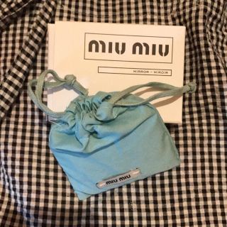 ミュウミュウ(miumiu)の❤︎ 新品 miumiuの ミラー ❤︎(ミラー)