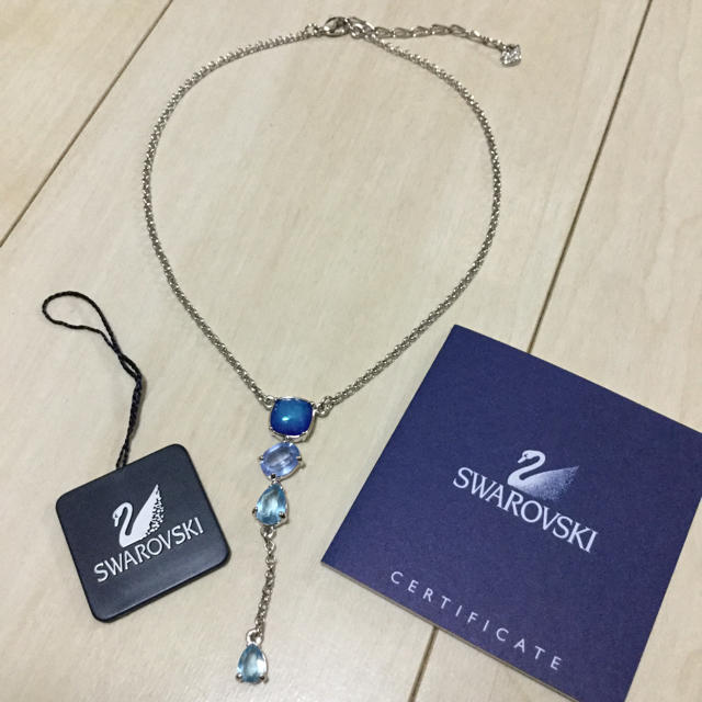 SWAROVSKI - スワロフスキー ネックレスブルー系 新品未使用保証書付き SWAROVSKIの通販 by Kuri's shop