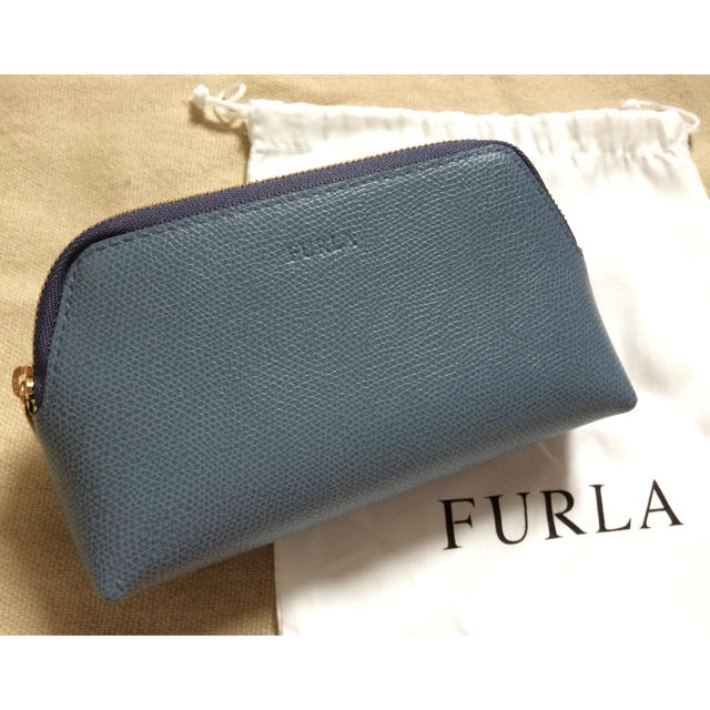 ポーチ furla