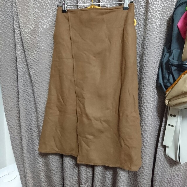 Mila Owen(ミラオーウェン)のAラインスリットスカート レディースのスカート(ひざ丈スカート)の商品写真