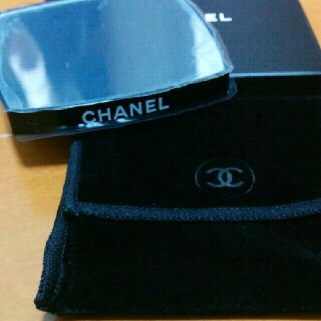 CHANEL(シャネル)のシャネルミラー未使用 コスメ/美容のコスメ/美容 その他(その他)の商品写真