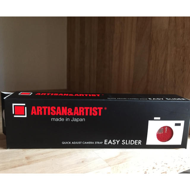 Artisan&Artist(アルティザンアンドアーティスト)のカメラストラップ スマホ/家電/カメラのカメラ(その他)の商品写真