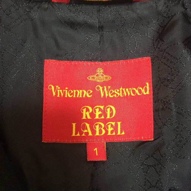 Vivienne Westwood(ヴィヴィアンウエストウッド)のvivienne ラブ襟コート レディースのジャケット/アウター(その他)の商品写真