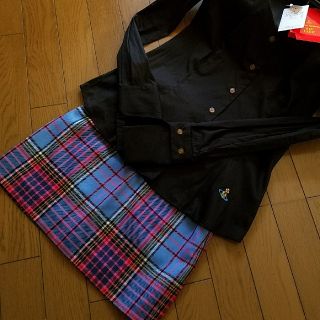 ヴィヴィアンウエストウッド(Vivienne Westwood)のブルーマッククラッチスカート(ミニスカート)