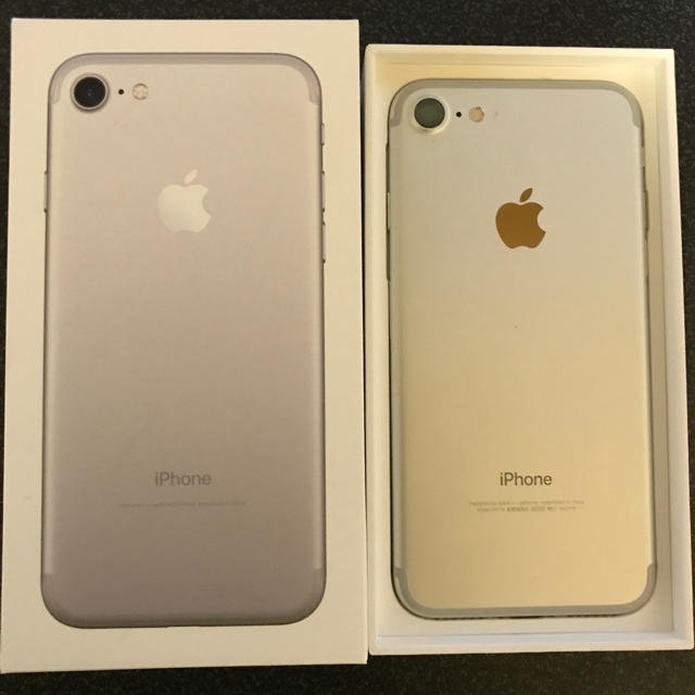 Apple(アップル)の最終値下げ iPhone7 128GB シルバー SIMフリー スマホ/家電/カメラのスマートフォン/携帯電話(スマートフォン本体)の商品写真