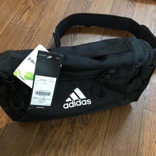 アディダス(adidas)のadidas ボディバック(ボディバッグ/ウエストポーチ)