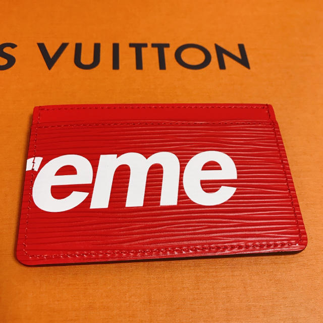 LOUIS VUITTON(ルイヴィトン)のLOUIS VUITTON ×Supreme  限定 カードケース  メンズのファッション小物(名刺入れ/定期入れ)の商品写真
