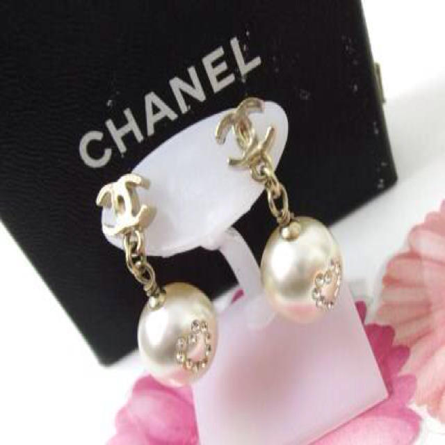 CHANEL - シャネルのピアス☆