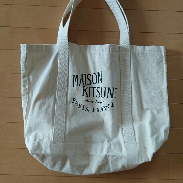 MAISON KITSUNE'(メゾンキツネ)のMAISON Kitsuné トートバッグ レディースのバッグ(トートバッグ)の商品写真