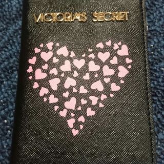 ヴィクトリアズシークレット(Victoria's Secret)のあや様専用 ビクシーパスポートケース(旅行用品)