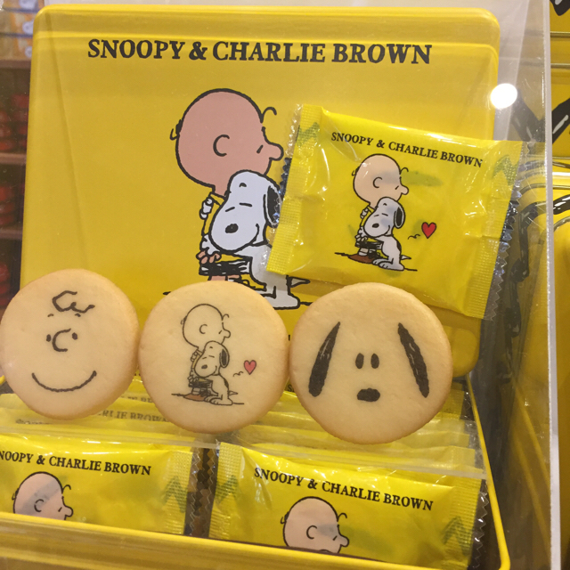 Snoopy 送料0円 Usj 限定 スヌーピー クッキー缶 新品の通販 By まいきー S Shop スヌーピーならラクマ