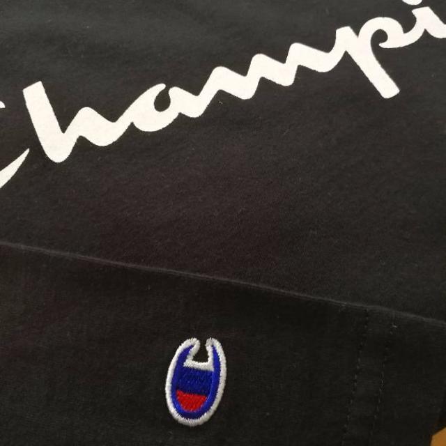 Champion(チャンピオン)の【新品タグ付き】チャンピオン　長袖　ロンT　Lサイズ　ブラック　メンズ メンズのトップス(Tシャツ/カットソー(七分/長袖))の商品写真