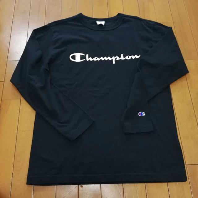 Champion(チャンピオン)の【新品タグ付き】チャンピオン　長袖　ロンT　Lサイズ　ブラック　メンズ メンズのトップス(Tシャツ/カットソー(七分/長袖))の商品写真