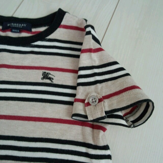 BURBERRY(バーバリー)のバーバリー　100Tシャツ キッズ/ベビー/マタニティのキッズ服男の子用(90cm~)(その他)の商品写真