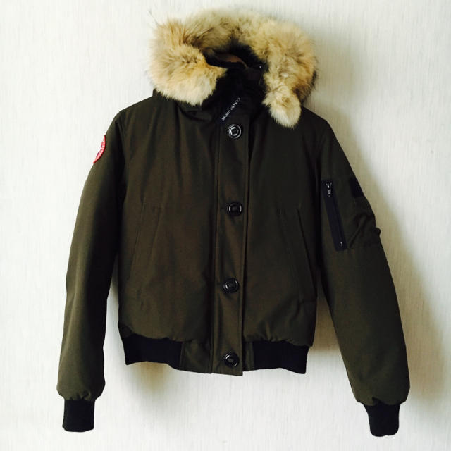 CANADA GOOSE(カナダグース)のCANADA GOOSE ラブラドール ボンバージャケット レディースのジャケット/アウター(ダウンジャケット)の商品写真